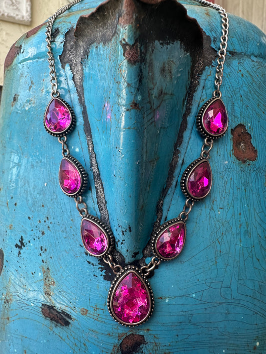 70s Fuchsia Cut Glass Teardrop Necklace