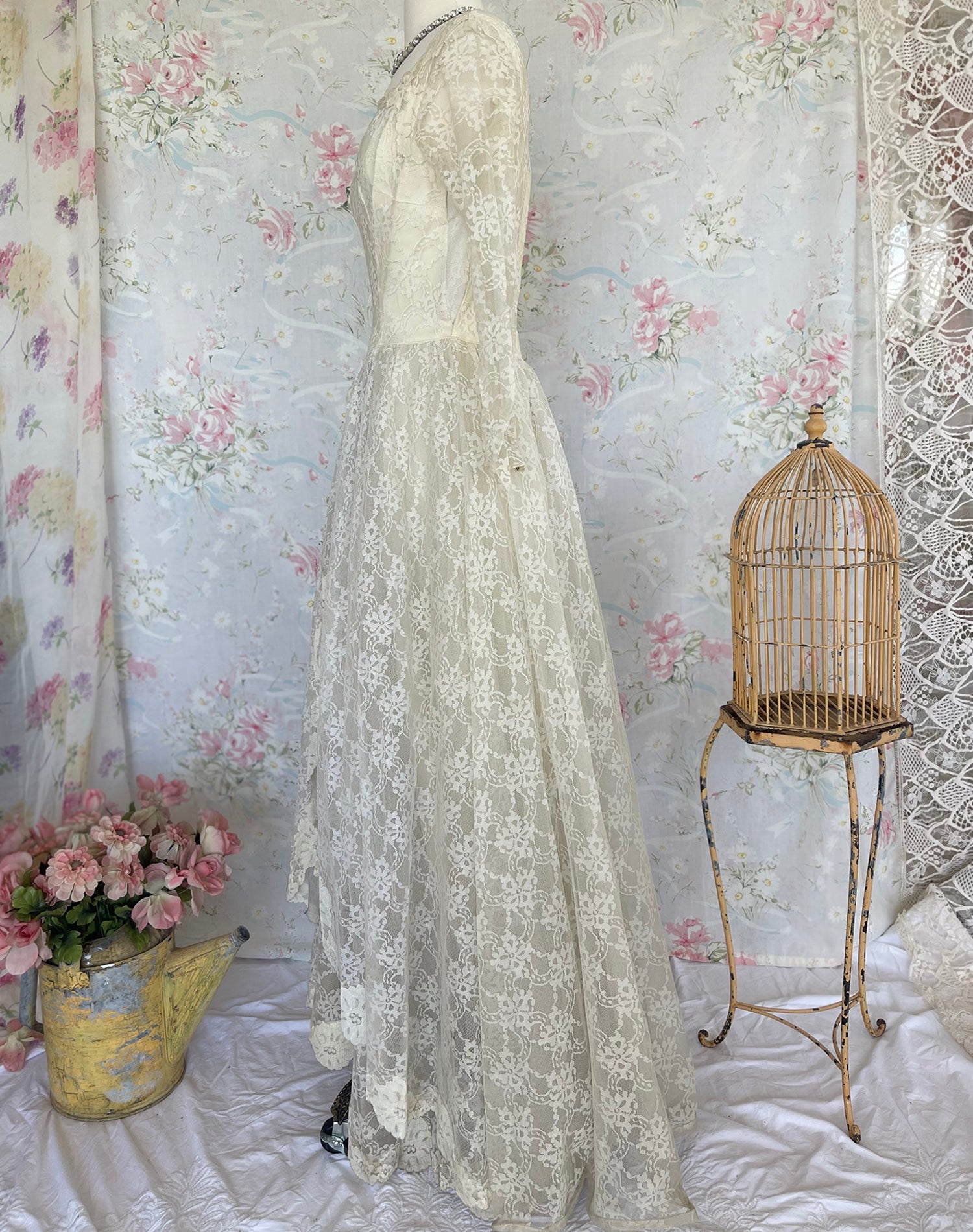 50s Ivory Lace Wedding Dress