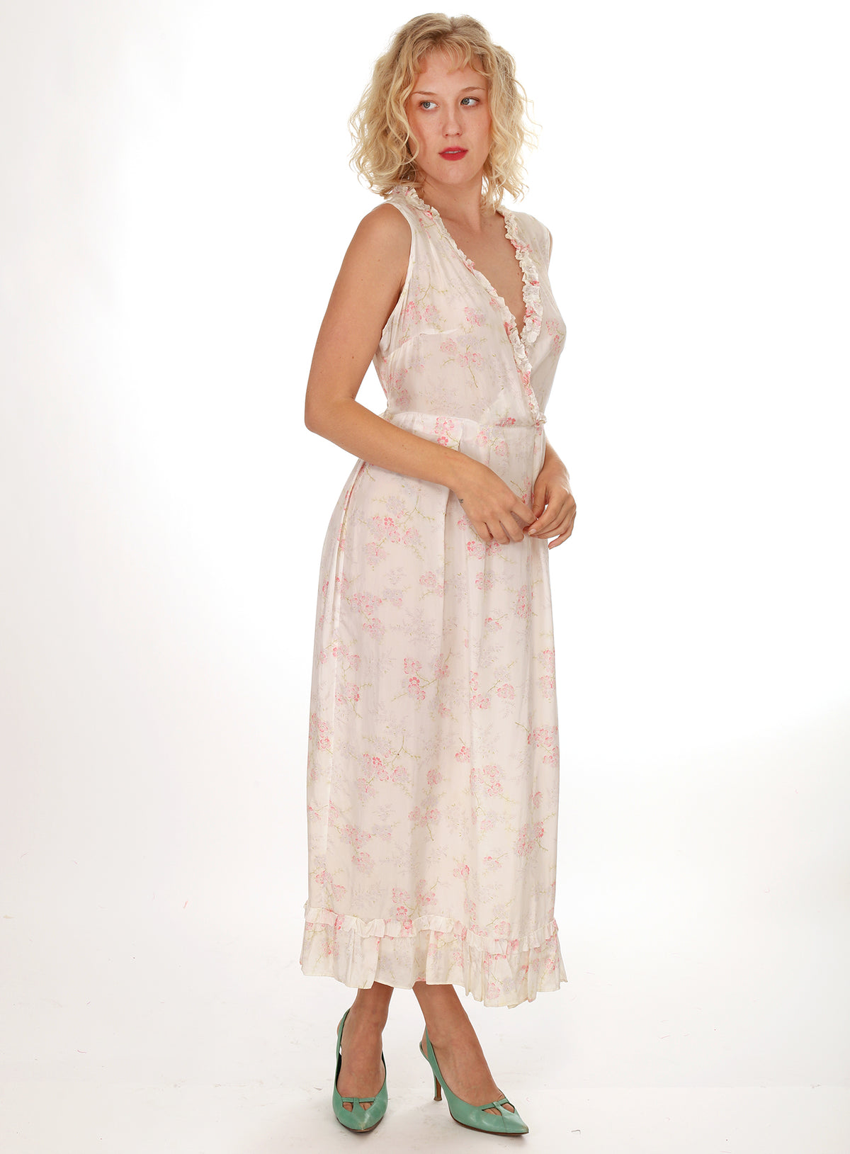 40s French White Floral Ruffle V-neck Slip Dress