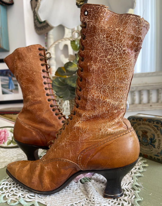 Antique Victorian Late 1800s Lace Up Mid Calf Ankle Boots