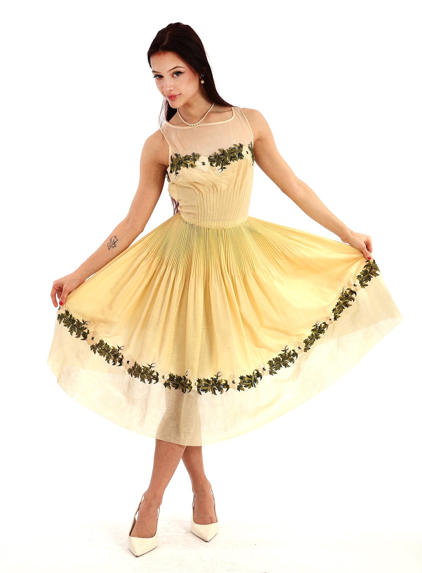 50s Yellow Pleated Embroidered Fit & Flare Dress WhatWouldSusieWear 50s Yellow Pleated Embroidered Fit & Flare Dress WhatWouldSusieWear