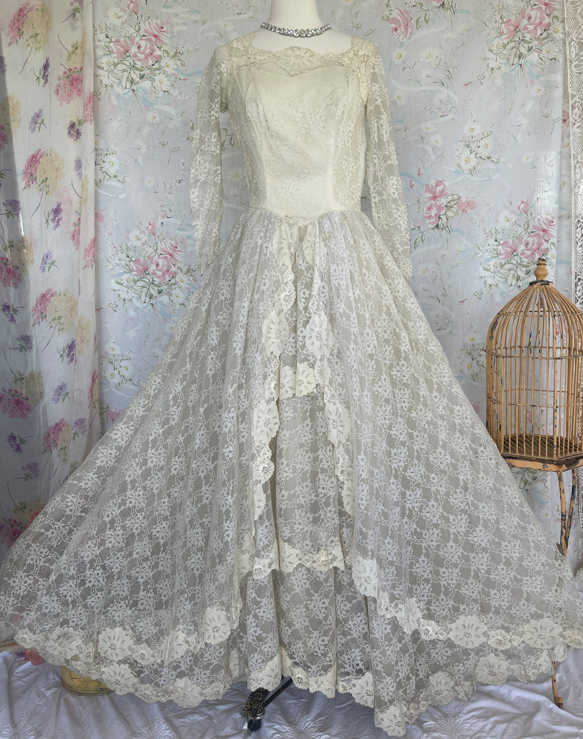 50s Ivory Lace Wedding Dress