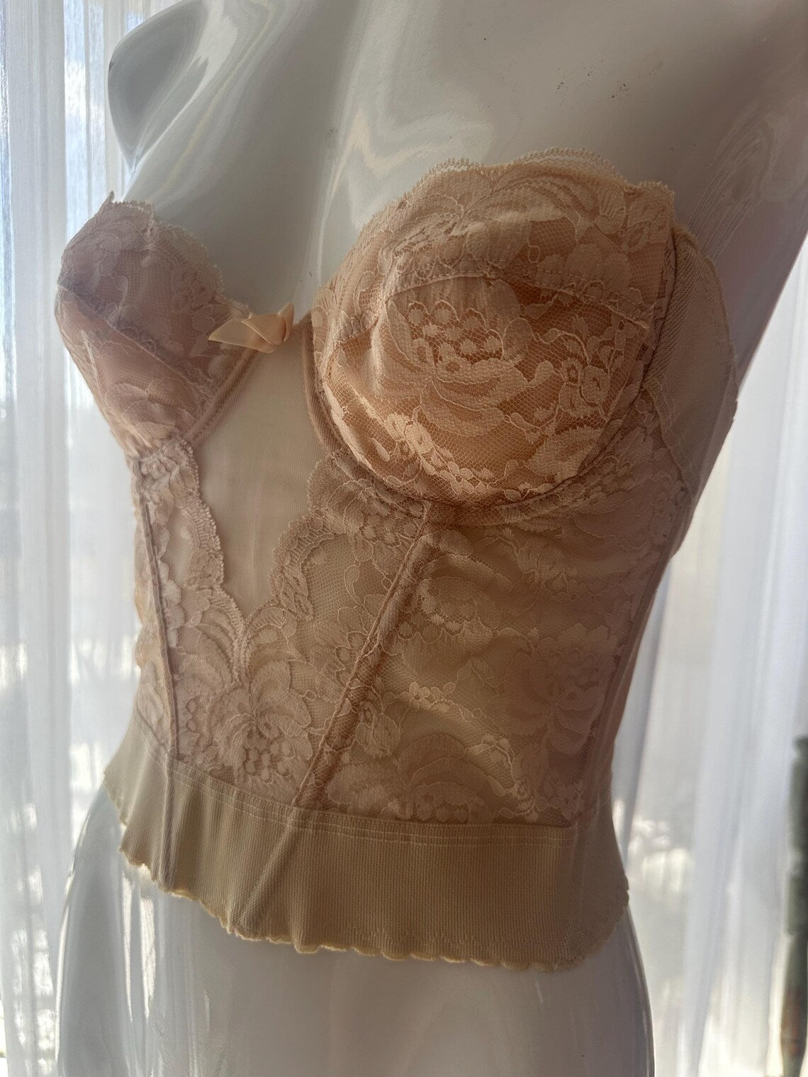Vintage Fredrick’s of Hollywood Peachy Pink Lace 34B