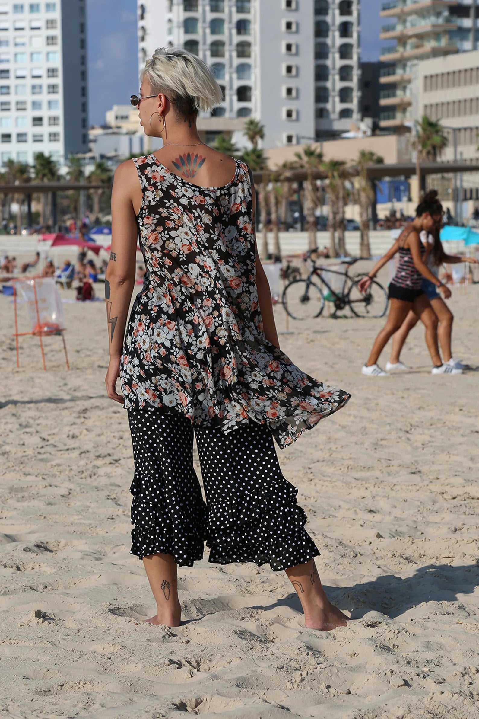 Black Floral Flowy Flare Top