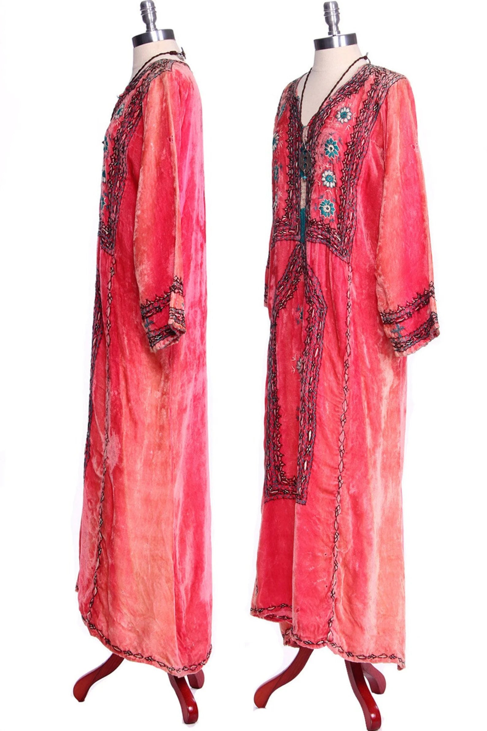 20s Fuchsia Pink Velvet Embroidered Caftan