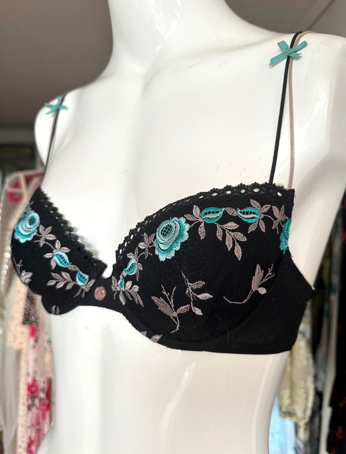 Vintage 90s Black and Turquoise Victorias Secret Bra 34B