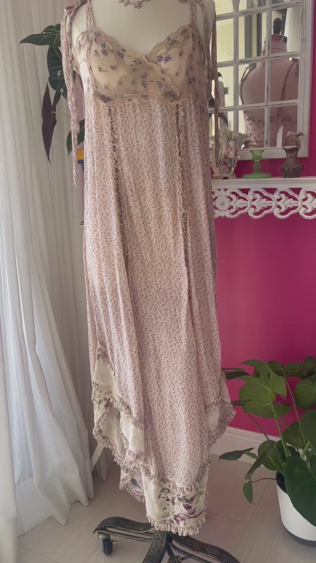 70s Lavender Ditsy Floral Flowy Asymmetrical Dress