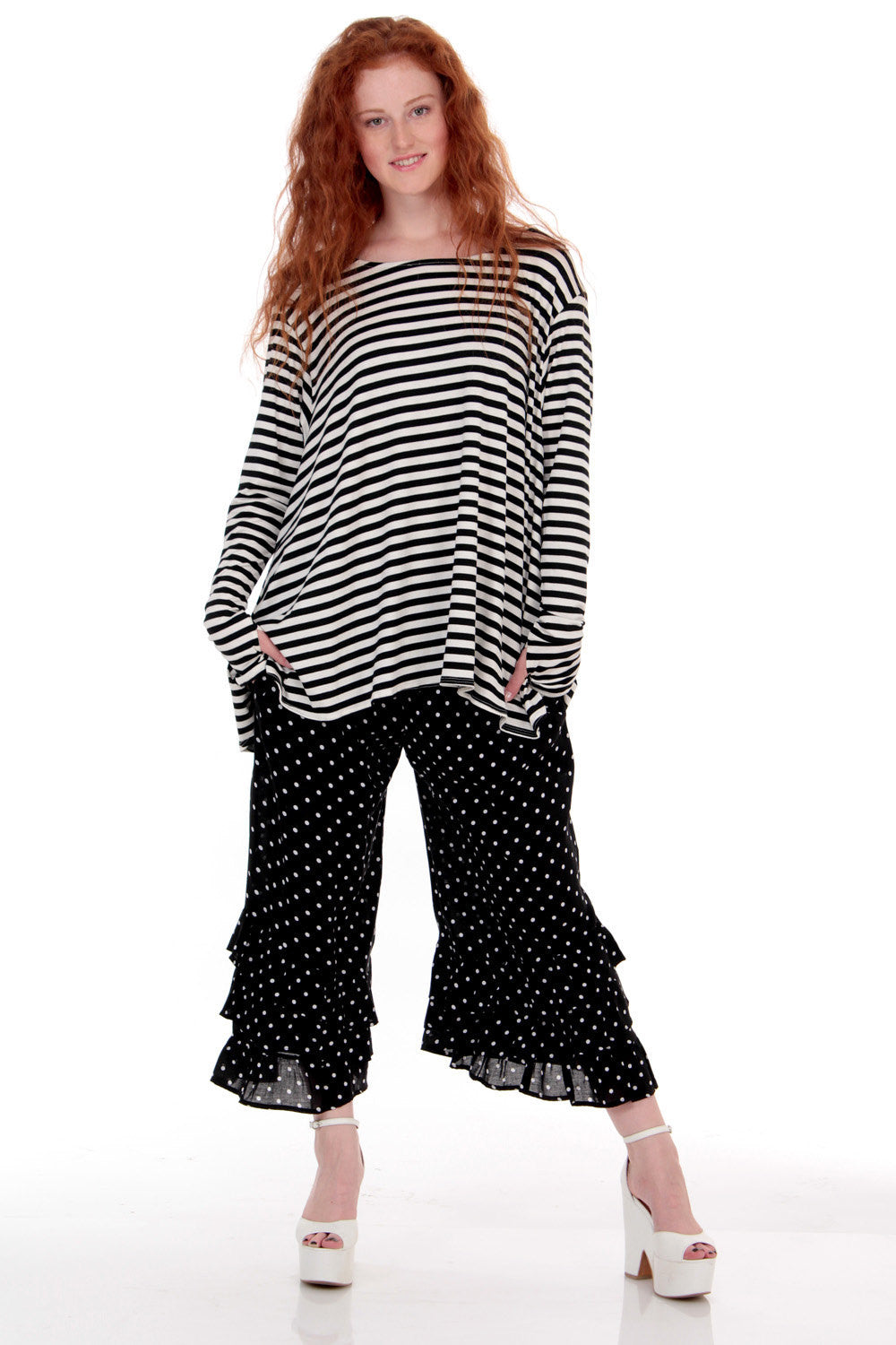 Black and White Striped Long Sleeve Top with Thumbholes