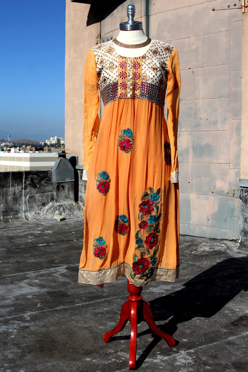 Vtg 70s Indian Metallic Embroidered Dress